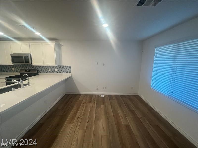 6212 Rathbone Street — photo 5