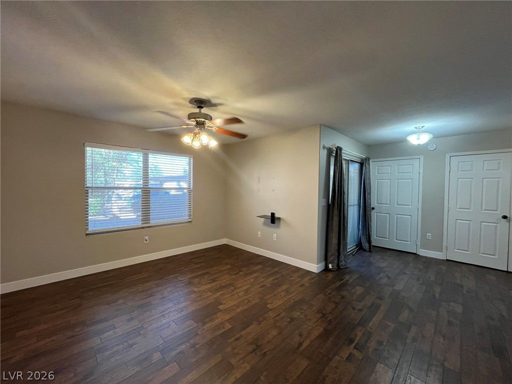 555 East Silverado Ranch Boulevard 1089 — photo 5