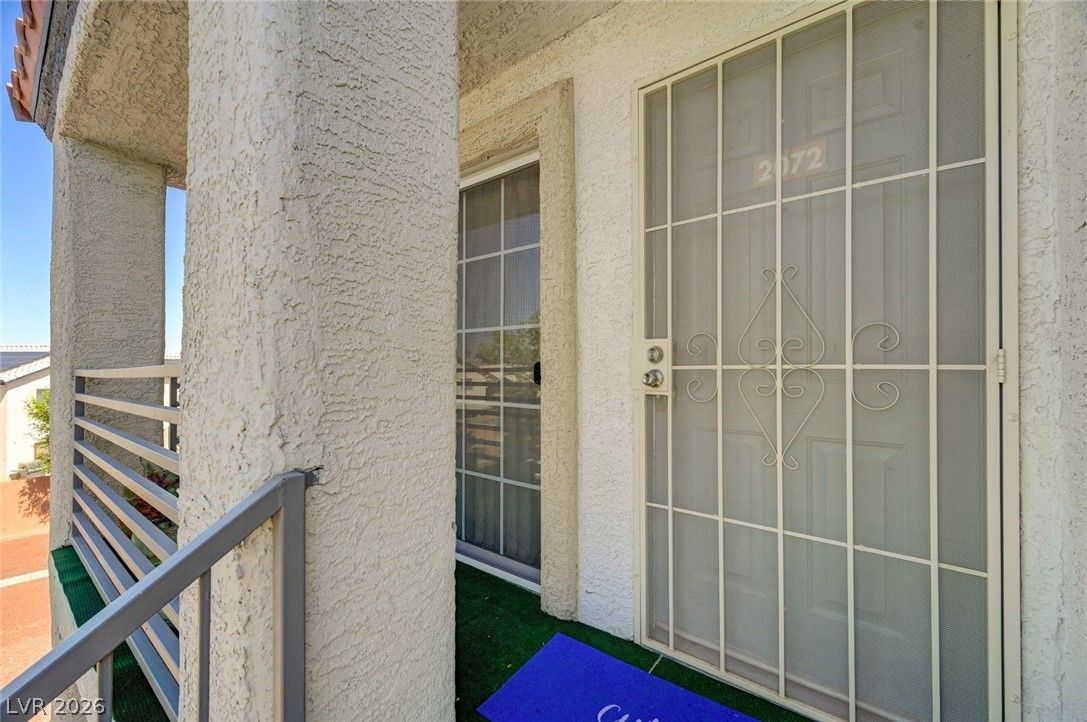 3318 North Decatur Boulevard 2072 — photo 4
