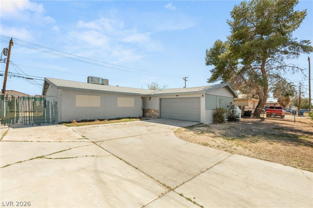 4364 Calimesa Street — photo 3