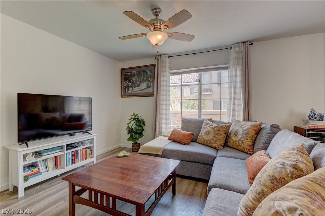 9564 Belle Fountain Avenue — photo 3 of 24
