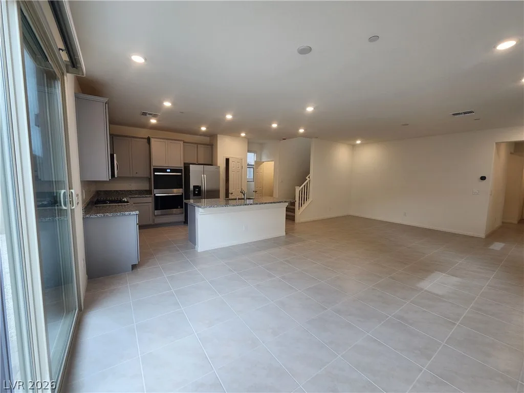 1553 Crowned Eagle Street — photo 5