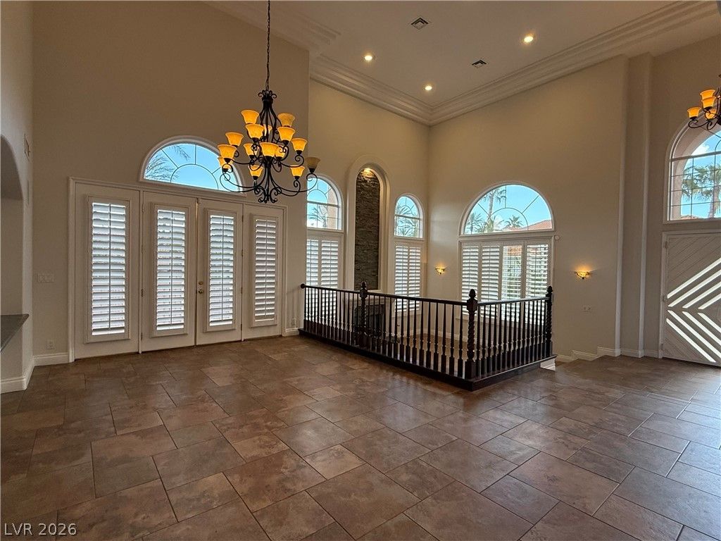 8112 Sapphire Bay Circle — photo 5 of 34