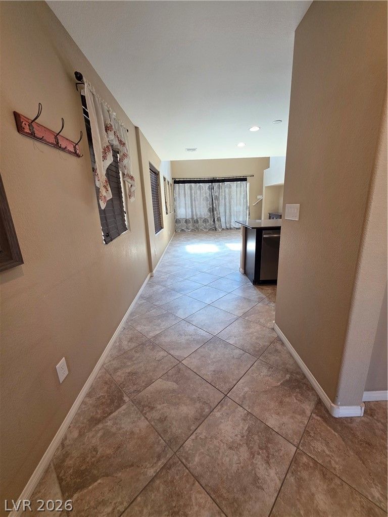 9047 Winthrop Springs Road — photo 4
