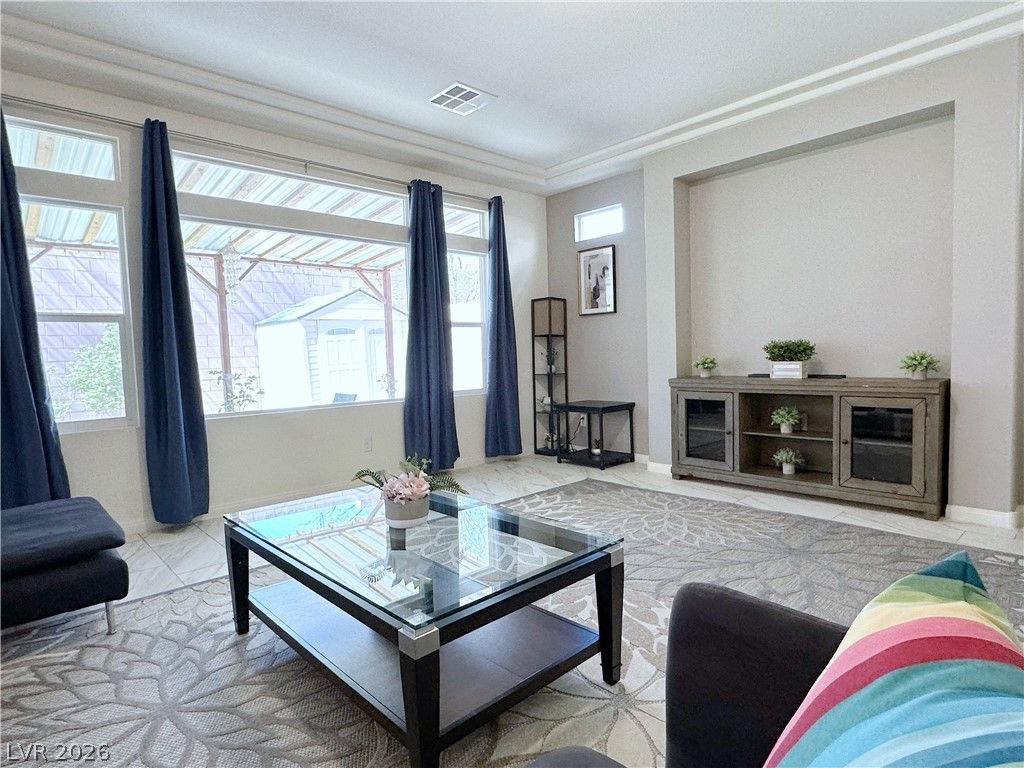 8573 Silver Coast Street — photo 5