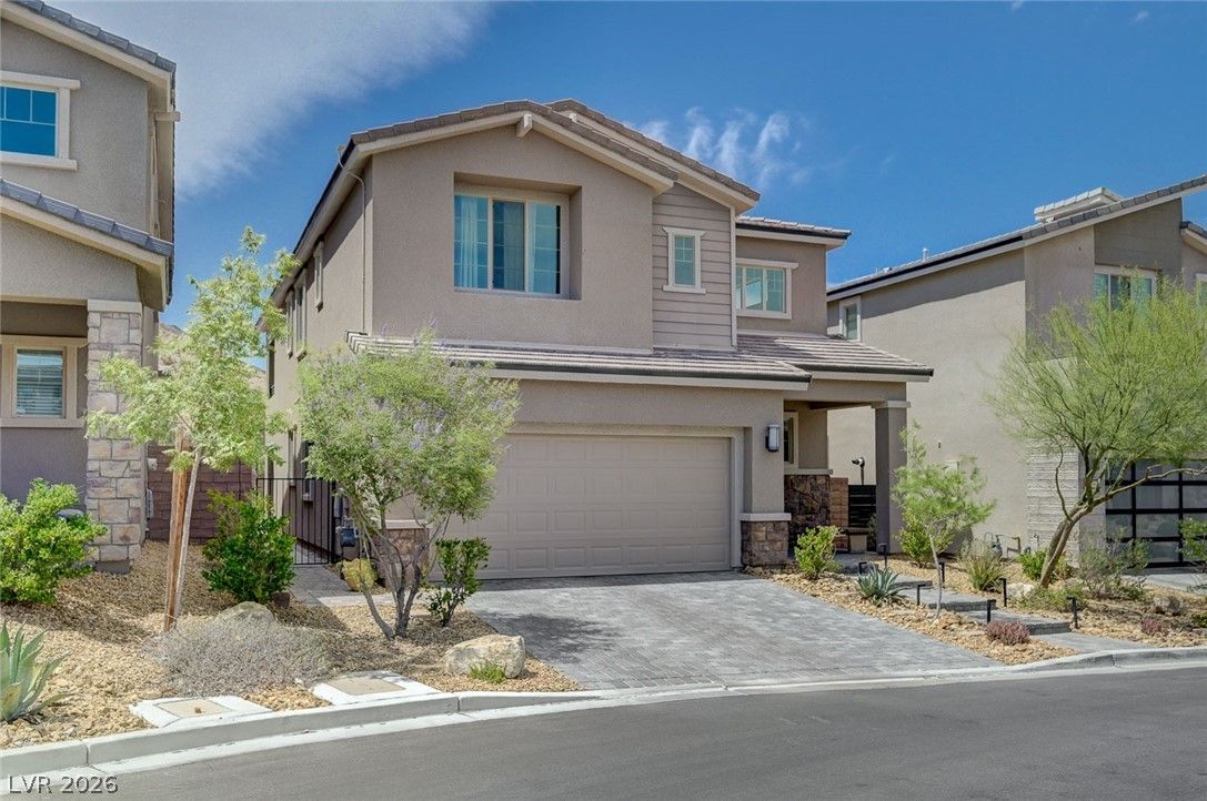 2557 Iron Crest Lane — photo 2