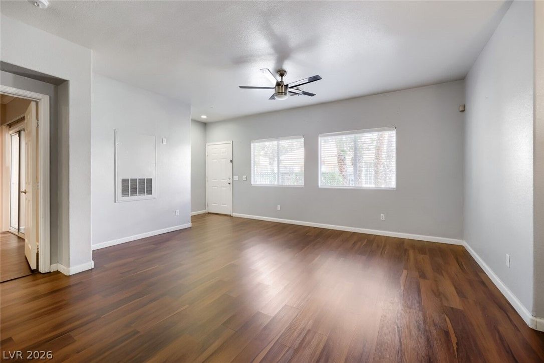 7450 South Eastern Avenue 1063 — photo 3 of 22