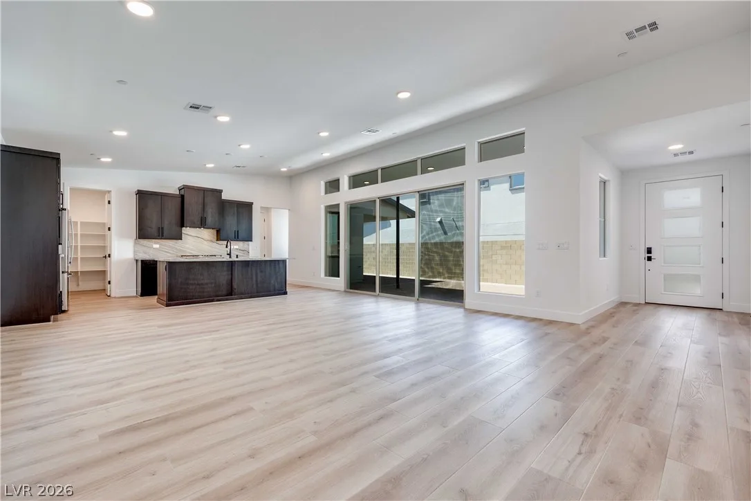 1001 Soaring Sage Avenue — photo 2