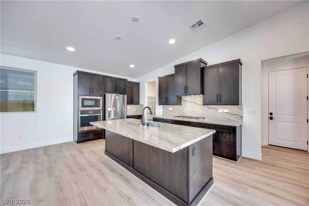 1001 Soaring Sage Avenue — photo 5