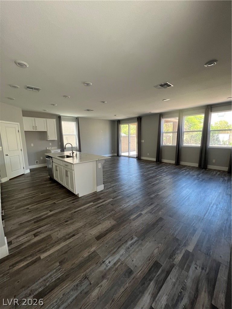 8726 Sand Verbena Avenue — photo 4