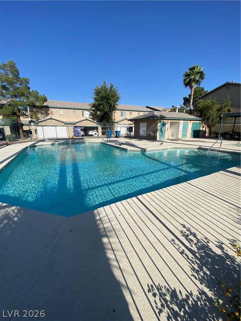 5264 Sacha Way — photo 2