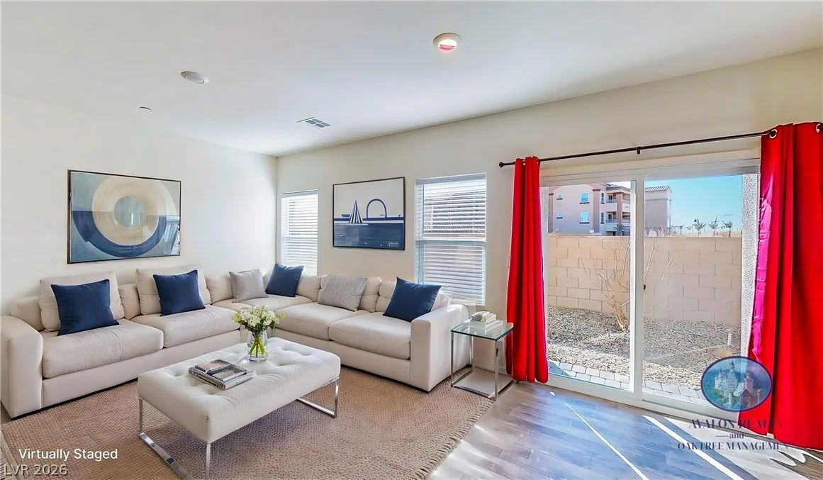 4261 Venus Falls Avenue — photo 3