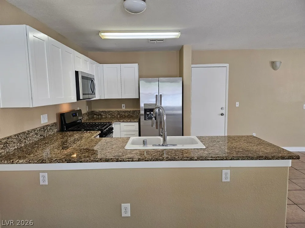 6164 DAISY LEE Avenue 1050 — photo 4