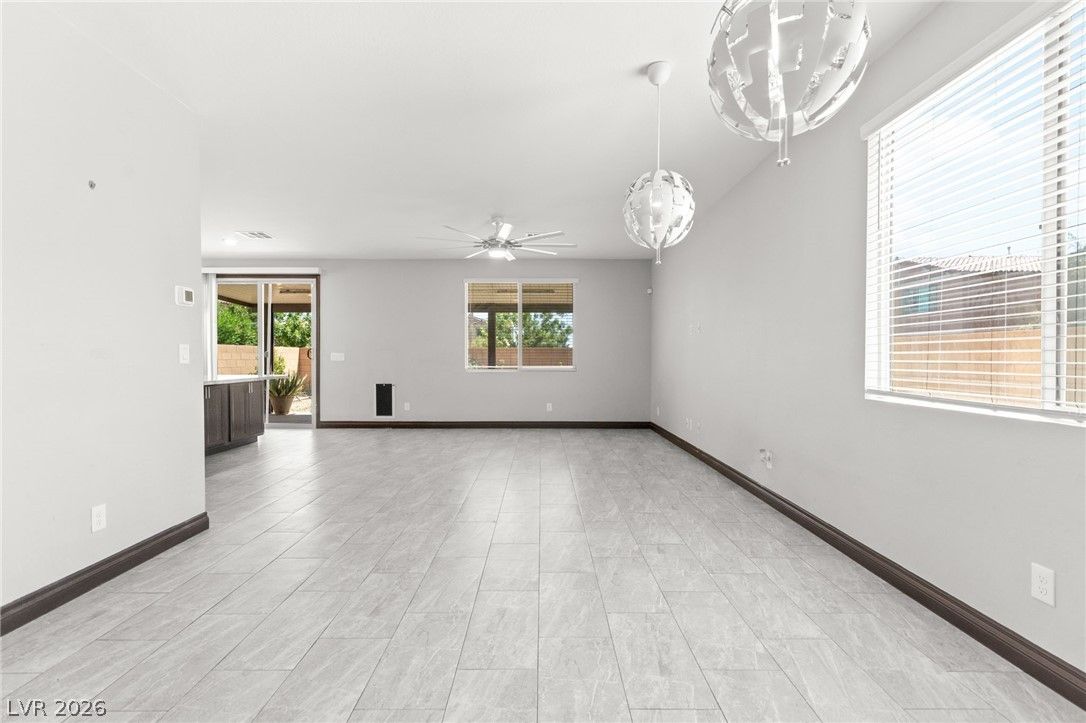 983 Cliff Castle Avenue — photo 4
