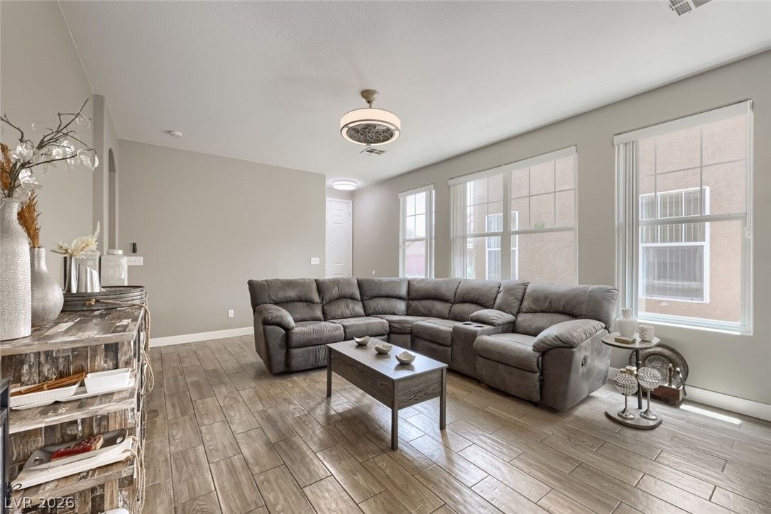 4953 Miners Ridge Drive — photo 2 of 11