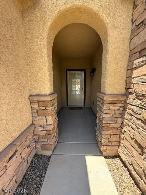 921 Aspen Cliff Drive — photo 4 of 19