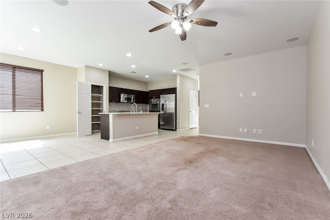 10320 Pima Crossing Avenue — photo 4 of 27