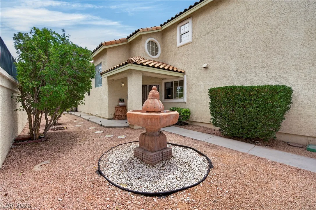 5325 Images Court — photo 4