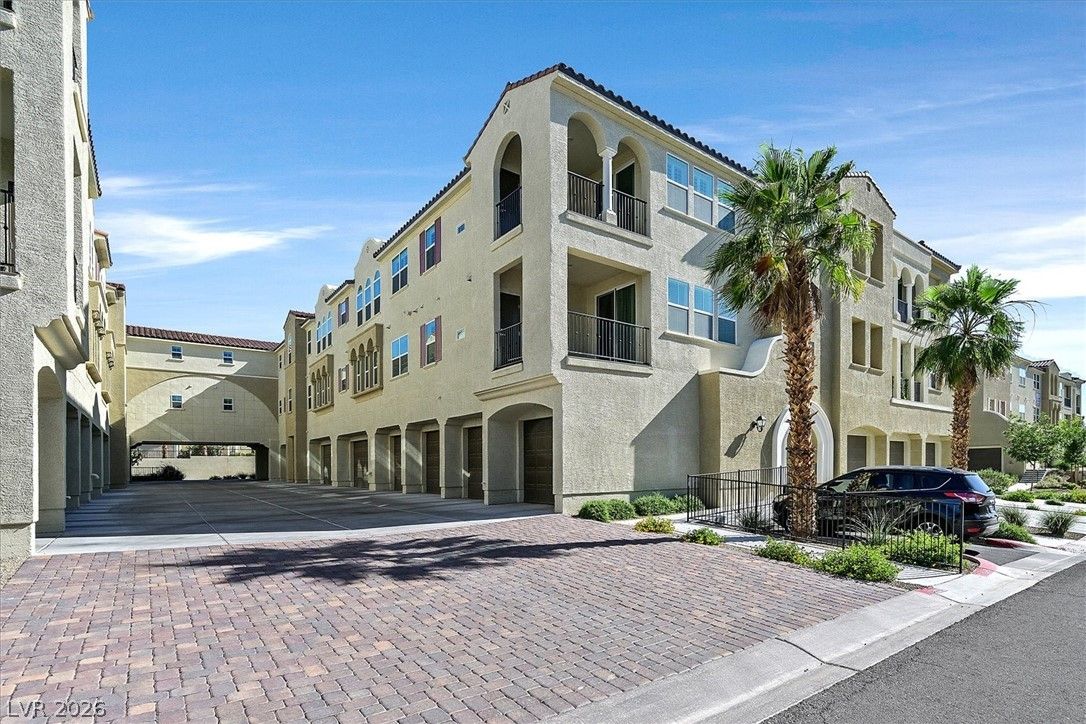 2555 Hampton Road 4306 — photo 3