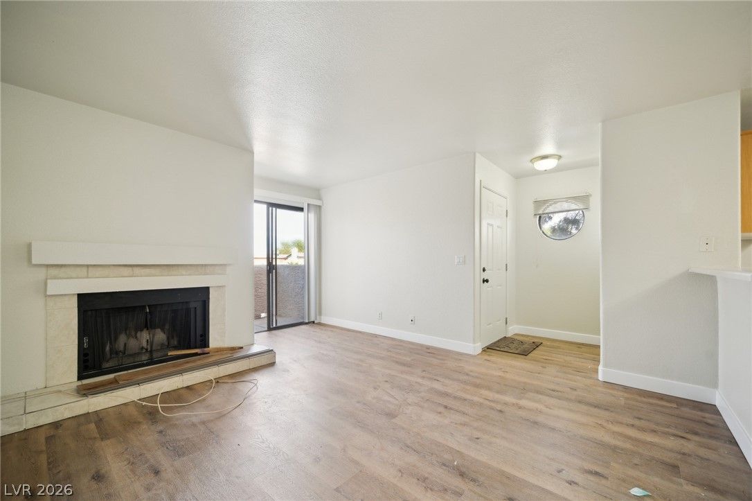 2978 Juniper Hills Boulevard 204 — photo 5 of 15