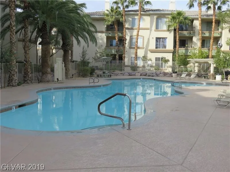 7123 South Durango Drive 111 — photo 4