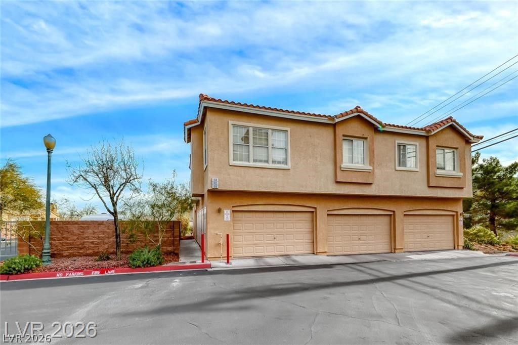 104 Harbor View Drive 104 — photo 2