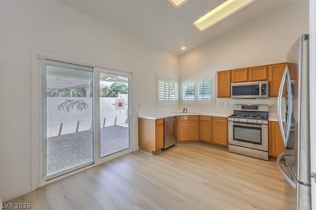 621 Saddle Rider Court — photo 4