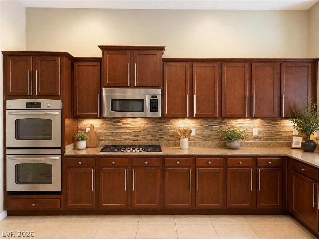 6410 Veranda Falls Court — photo 5