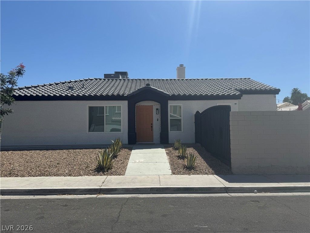 6031 Orange Hill Drive — photo 2