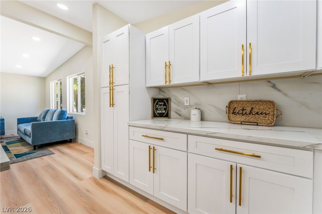 3504 Chevy Chase Avenue — photo 5 of 39
