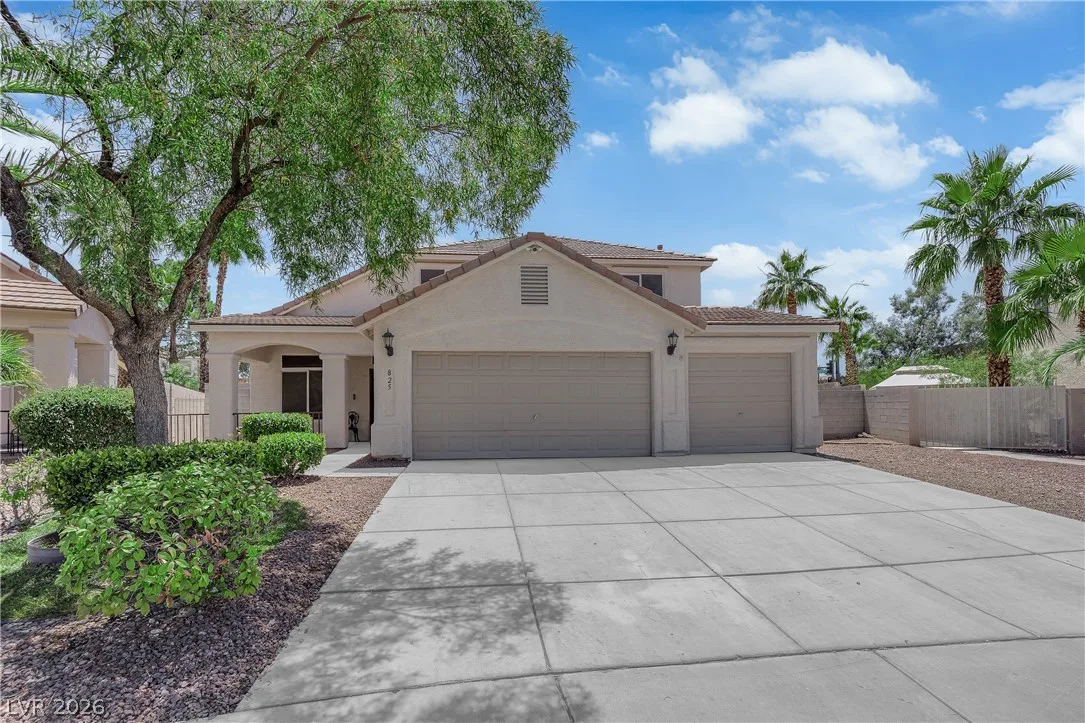825 Gleamstar Avenue — photo 2