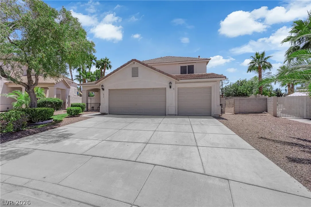 825 Gleamstar Avenue — photo 3