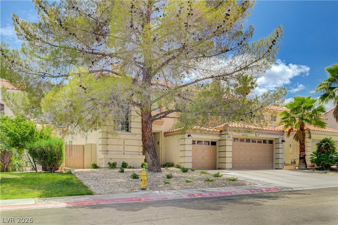 8429 Bay Point Drive — photo 2