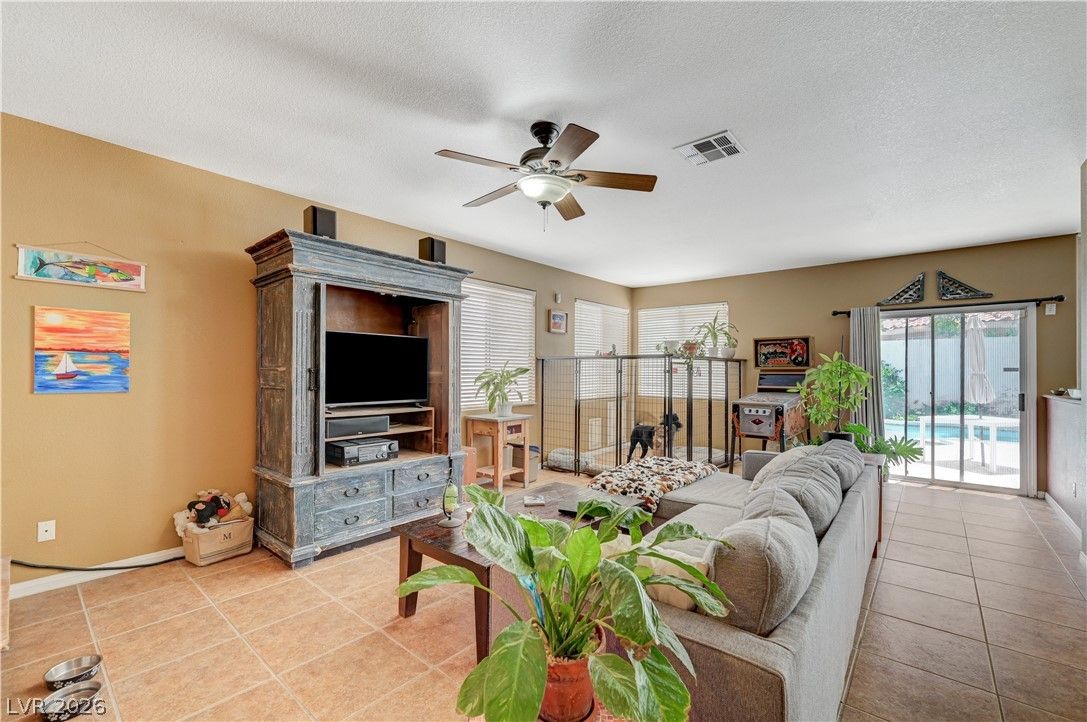 8429 Bay Point Drive — photo 4