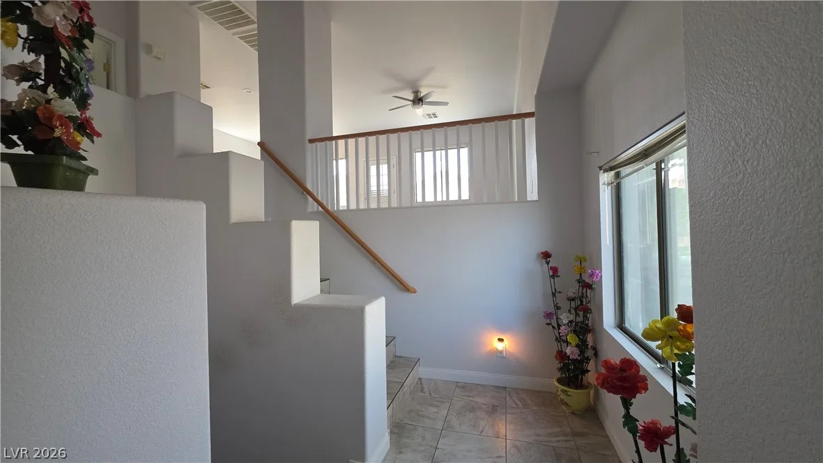 2880 Vigilante Court — photo 5