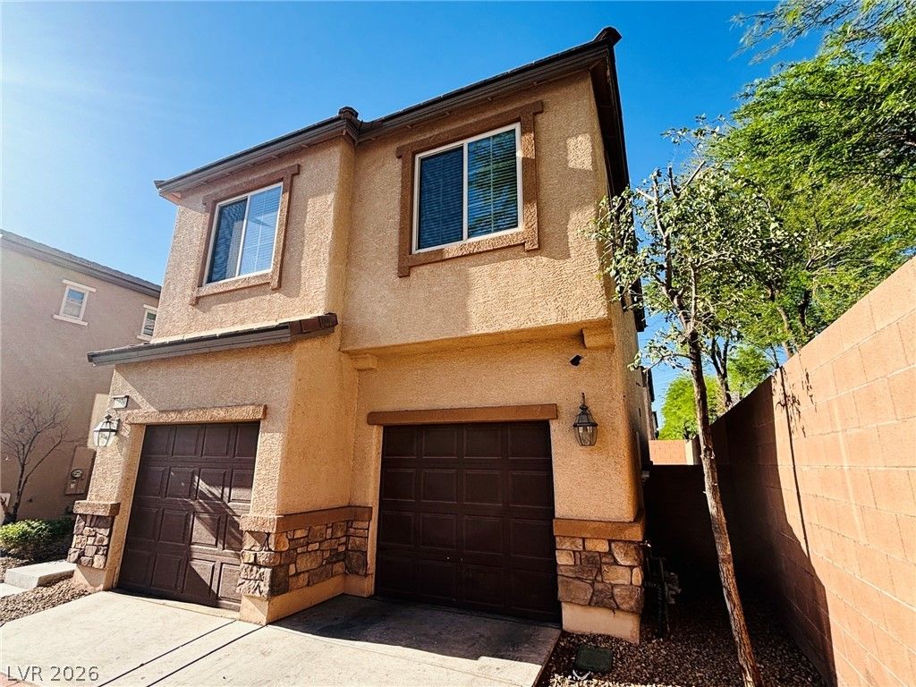 1079 Valley Light Avenue — photo 3