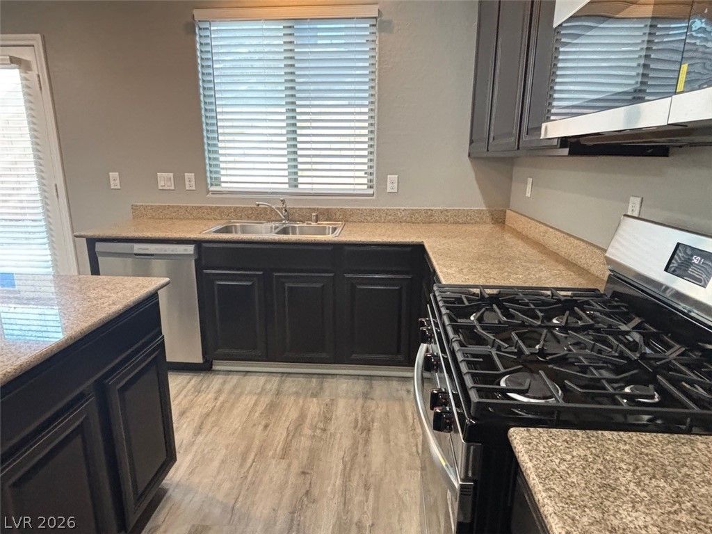 1079 Valley Light Avenue — photo 4