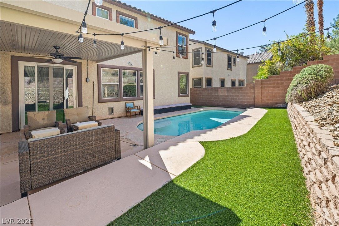 549 Playa Linda Place — photo 2