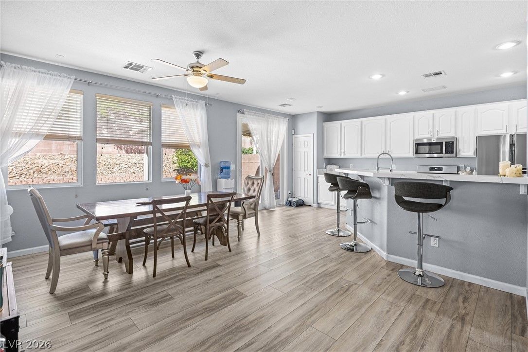 549 Playa Linda Place — photo 3