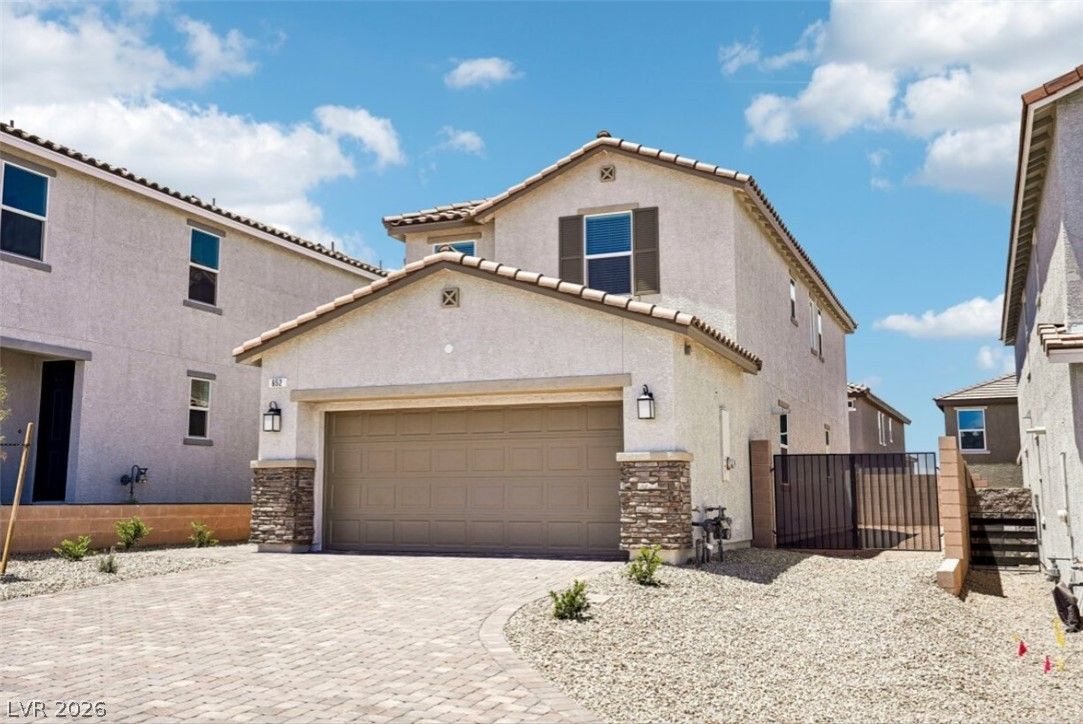 652 Tranquil Bay Court — photo 2