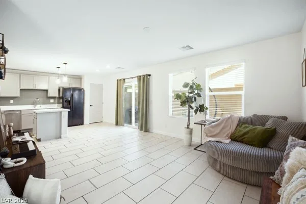 302 Bay Village Place — photo 4