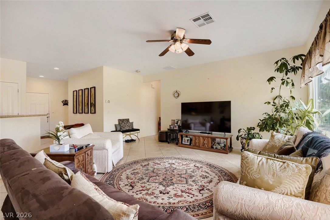 2304 Carrier Dove Way — photo 5