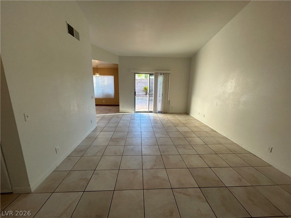 4718 Checker Way — photo 3