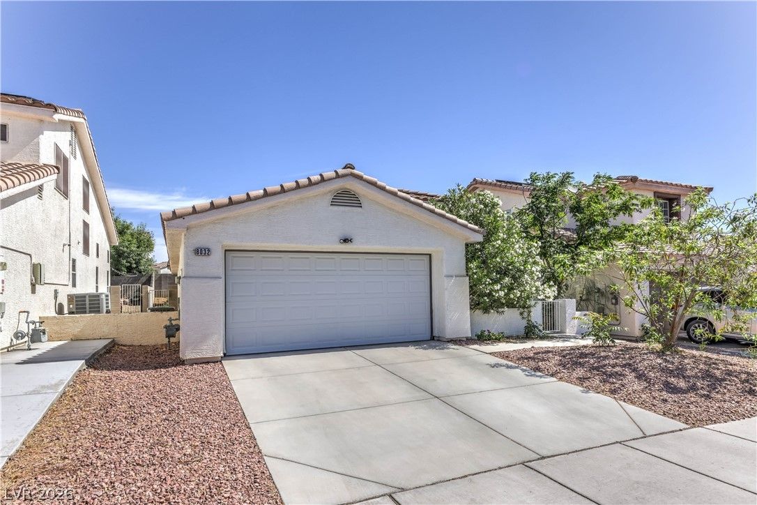 8032 Exploration Avenue — photo 3 of 32