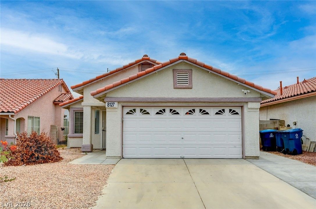 8127 Chambersberg Street — photo 1