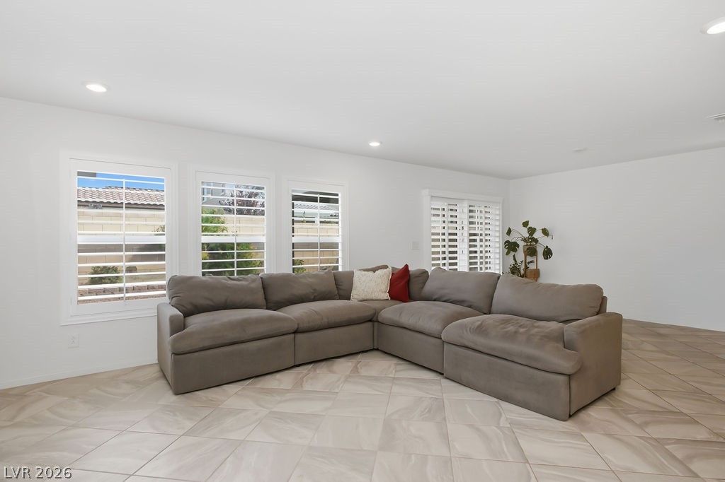 4000 Victoria Agave Avenue — photo 3