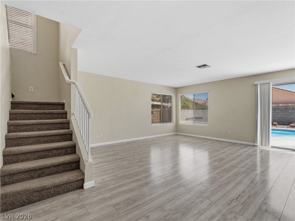 8717 Majestic Pine Avenue — photo 5