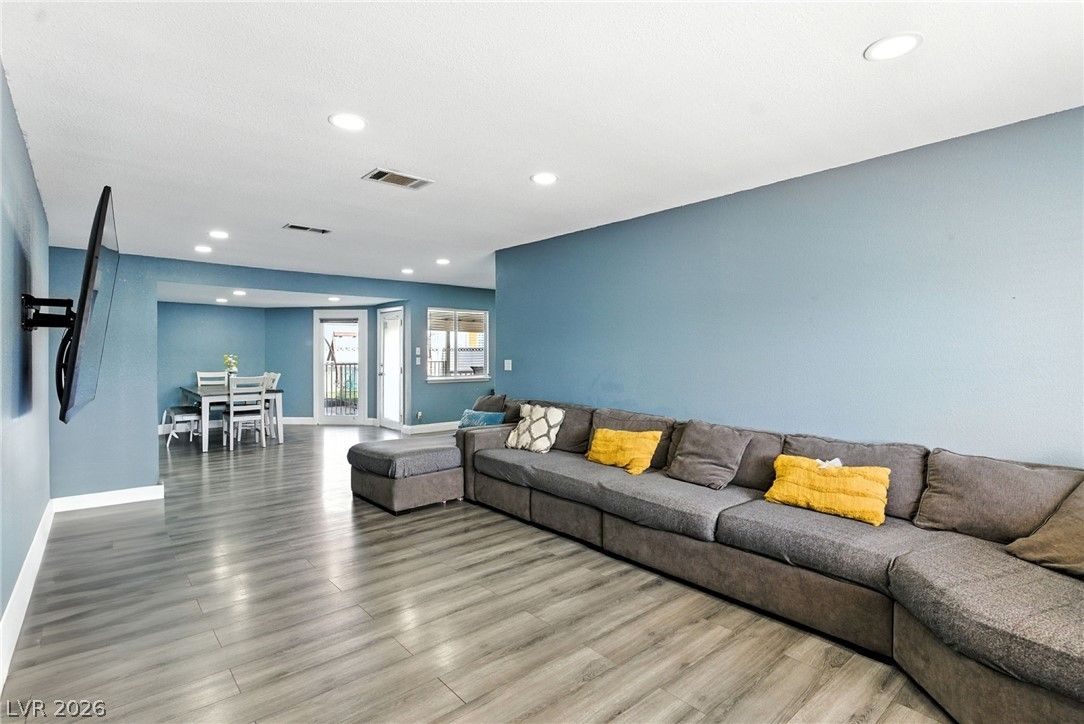 613 Biljac Street — photo 5