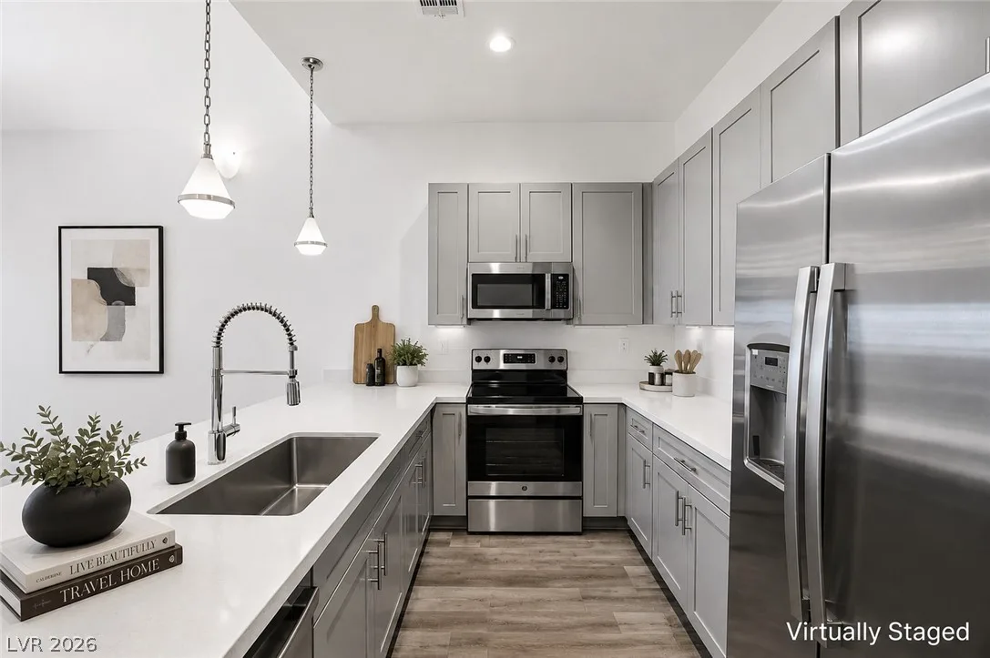 1187 Blossom Point Street — photo 5