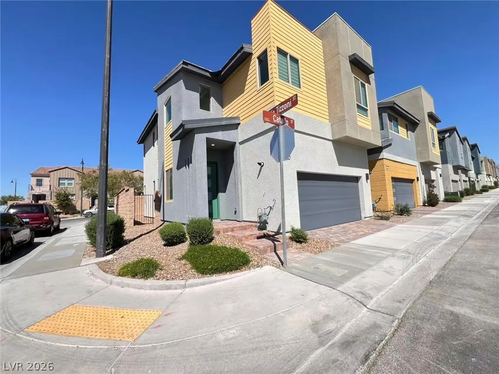 2520 Catallo Street — photo 2